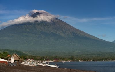 Mount Agung possible eruption; Should I travel to Bali?